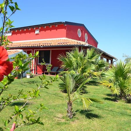 Bed and Breakfast Floripa Surf House Santa Maria Del Focallo Zewnętrze zdjęcie